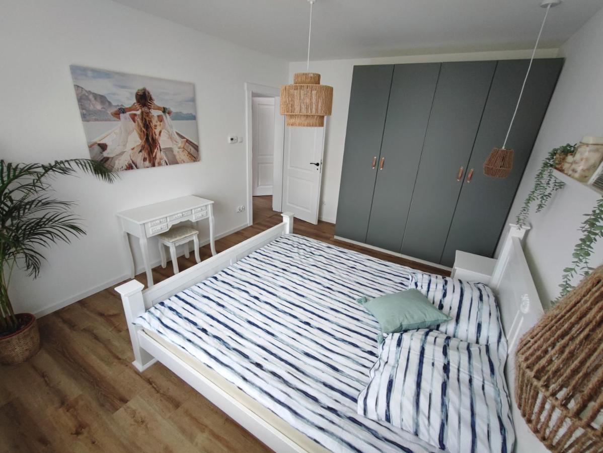 Апартаменти Ablotu - 2-8 Person, Parking,garden